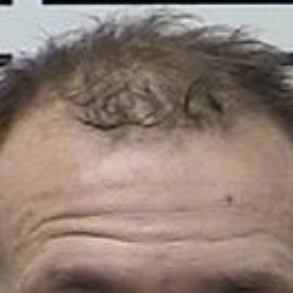 Meet your Posher, Chris - Picture 2 of 4